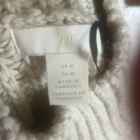 H&M Cream Ribbed Knit Sweater - Picture 3 of 4
